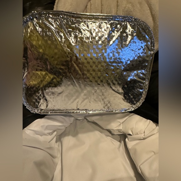 Igloo Insulated Cooler Lunch Box - Picture 2 of 3